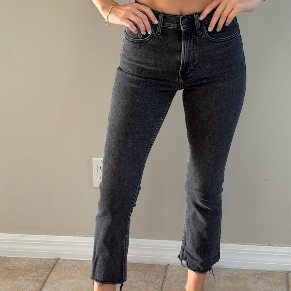 Everlane Black High Rise Straight Jeans Raw Hem Cropped Vintage Wash Size [24]